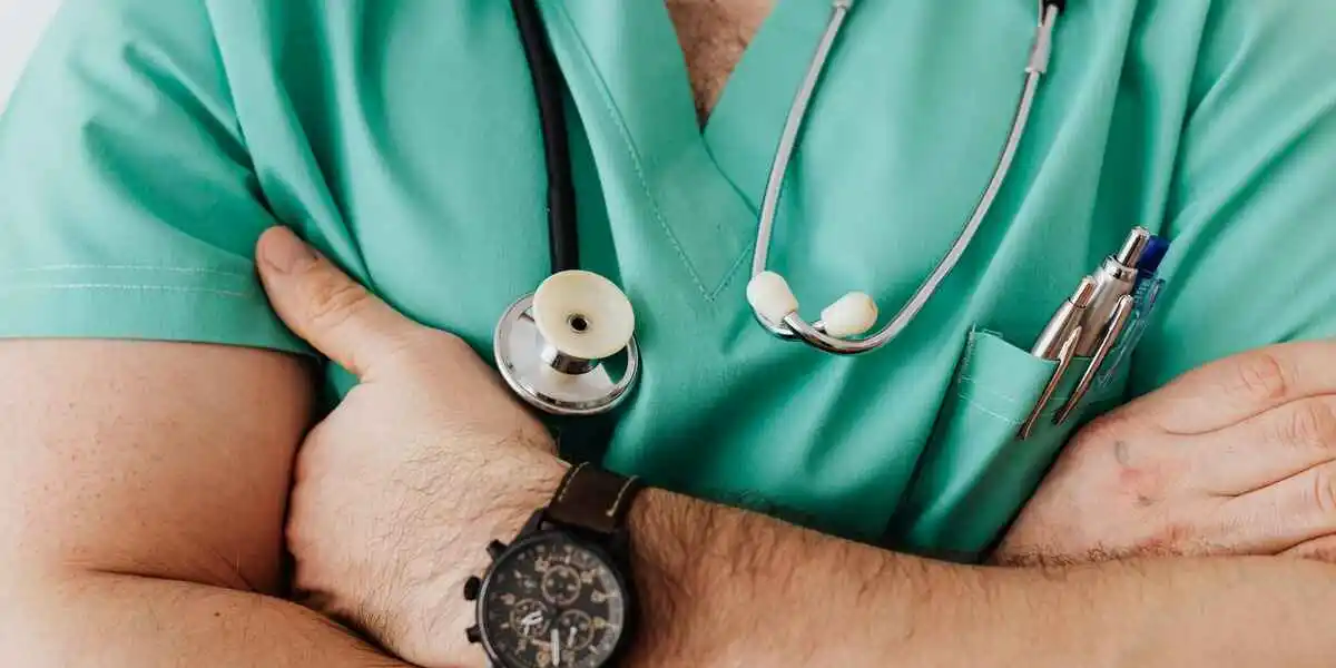 Wat doet een verpleegkundige? Taken, verantwoordelijkheden en werkdag